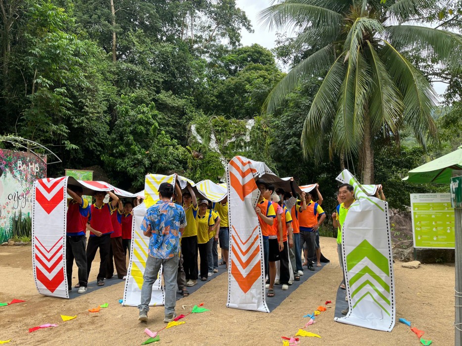 Các trò chơi team building sôi động đòi hỏi tinh thần đồng đội