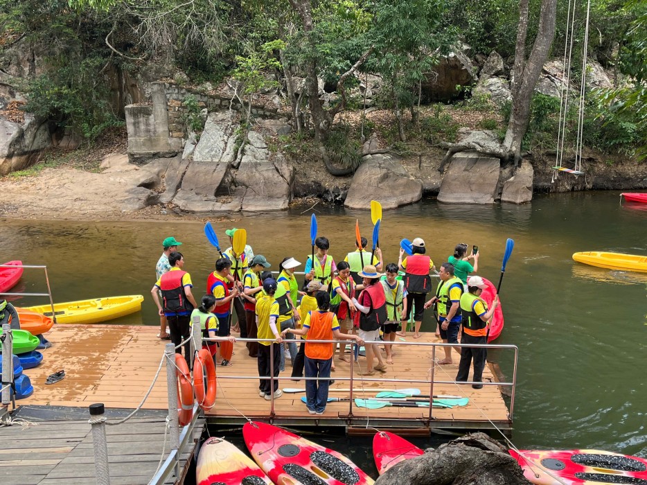 Các trò chơi team building sôi động đòi hỏi tinh thần đồng đội